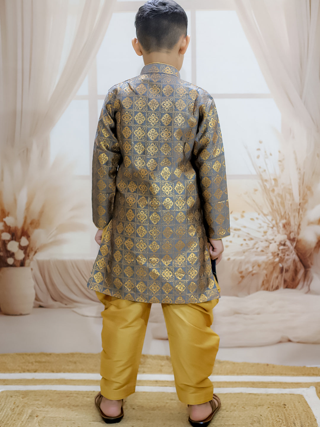 BownBee Jacquard Full Sleeve Sherwani with Salwar for Boys- Gray