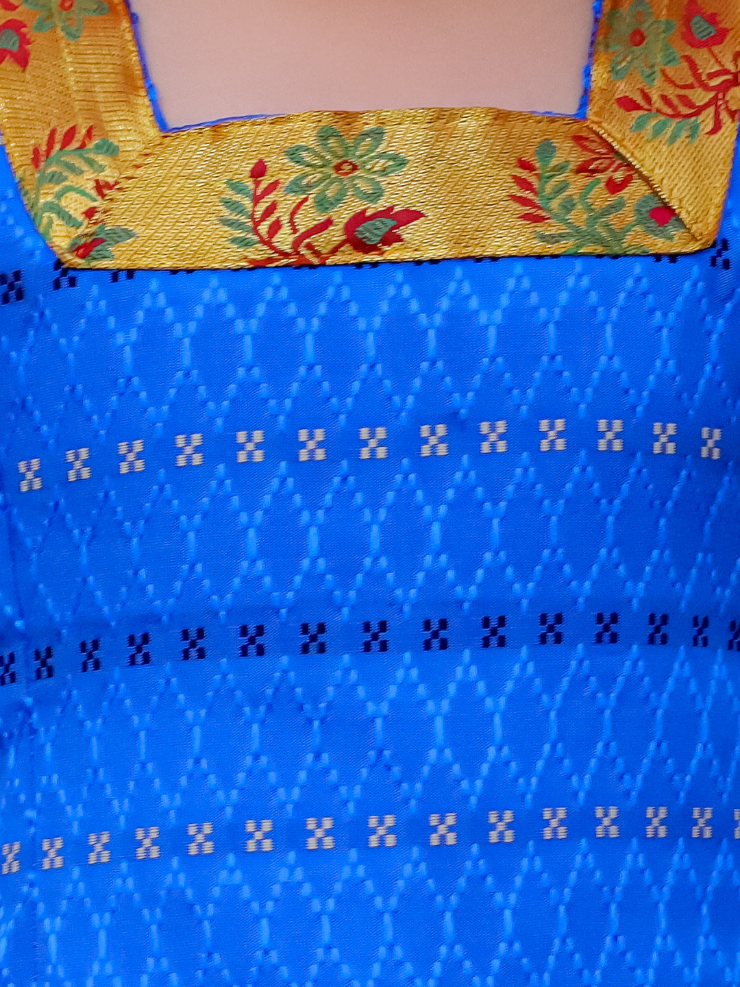 BownBee Half Sleeve South Indian Pavda Pattu Lehenga For Girls - Blue