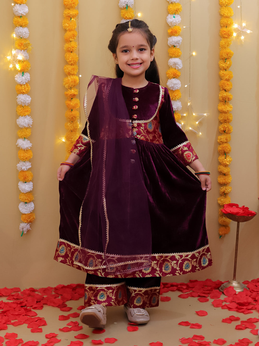 BownBee Wedding Quatersleeves Velvet Jacquard Anarkali Suit Set For Girls - Red