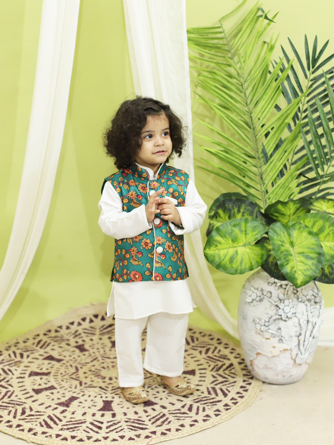 BownBee Sibling Set Kalamkari Print Jacket with Kurta Pajama for Boys- Green Kalamkari Print Party Dress Gown for Girls- Green