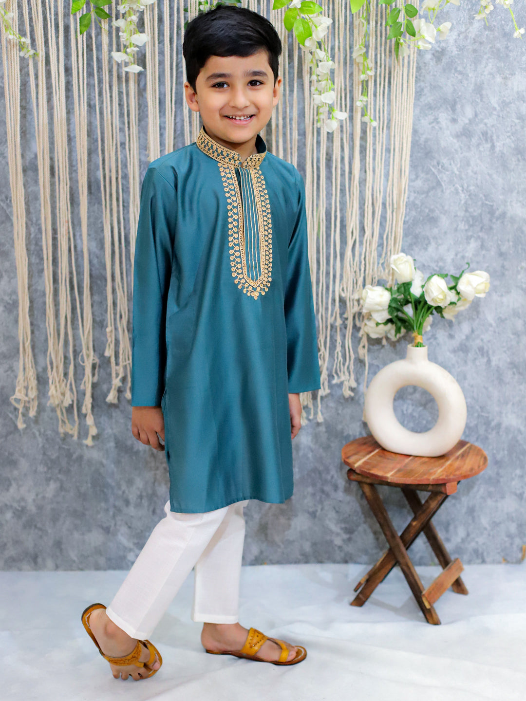 BownBee Embroidery Full Sleeve Cotton Kurta with Pajama for Boys- Green